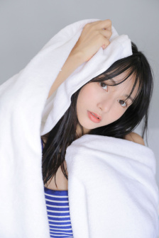 在车子颠簸中进了她身体